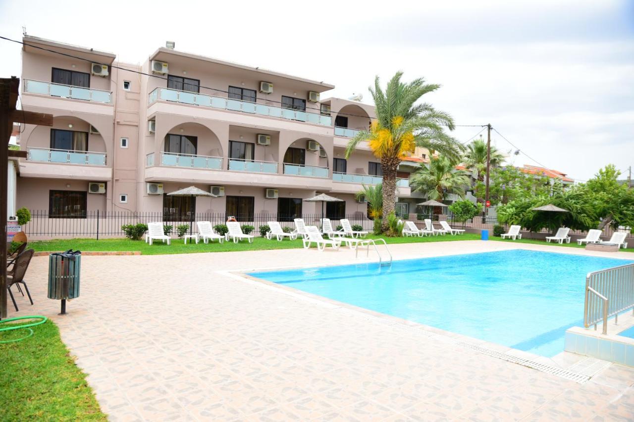 Rose Aparthotel *